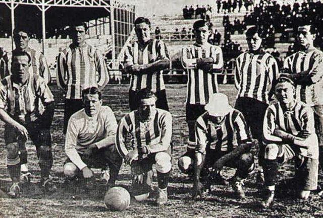 Argentina players at the 1916 Copa America